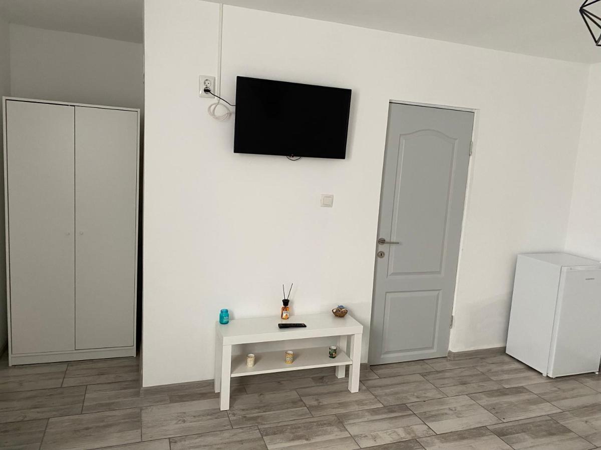 Camere De Inchiriat David Casa David Corbu Zewnętrze zdjęcie