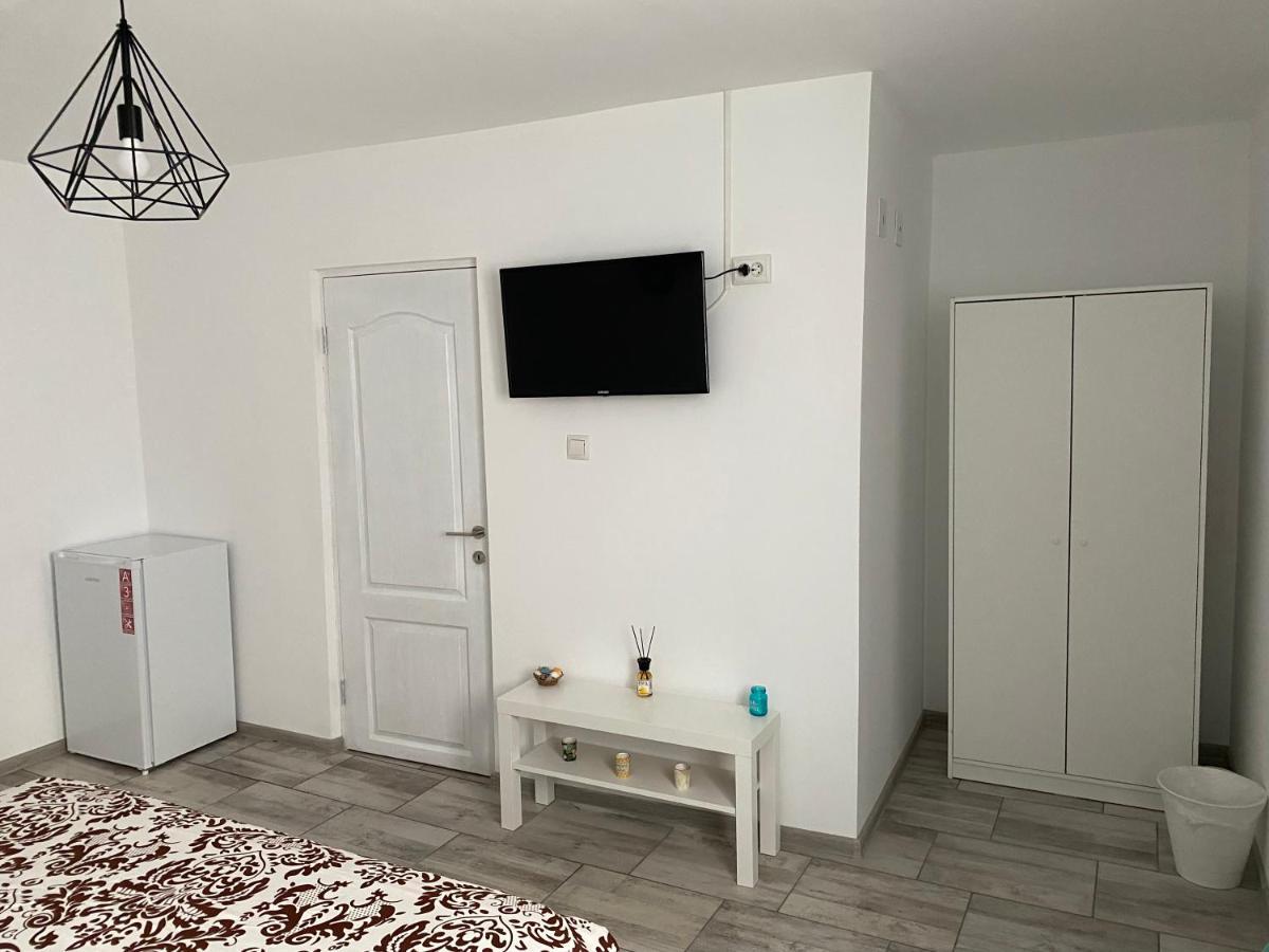 Camere De Inchiriat David Casa David Corbu Zewnętrze zdjęcie