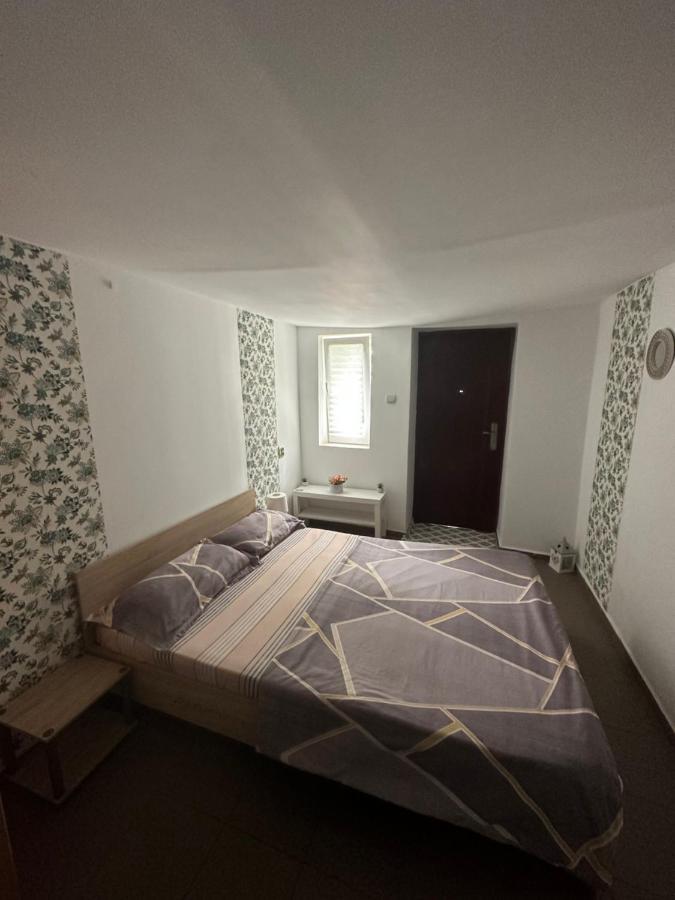 Camere De Inchiriat David Casa David Corbu Zewnętrze zdjęcie